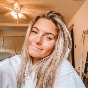 Meet your Posher, Talia